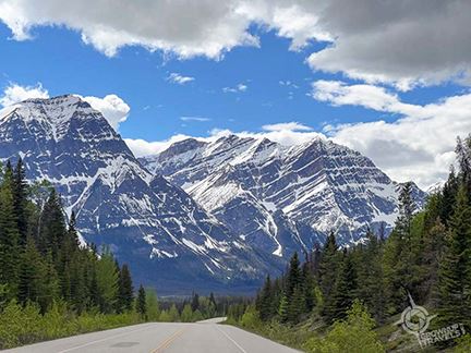 Icefields-Parkway-roadtrip-views-1024x768.jpg