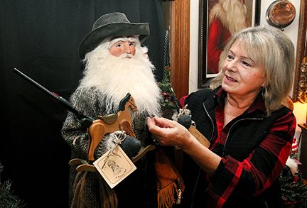 68271479-973f-44c8-866f-058825eef787-Santa.Buck.1.jpg